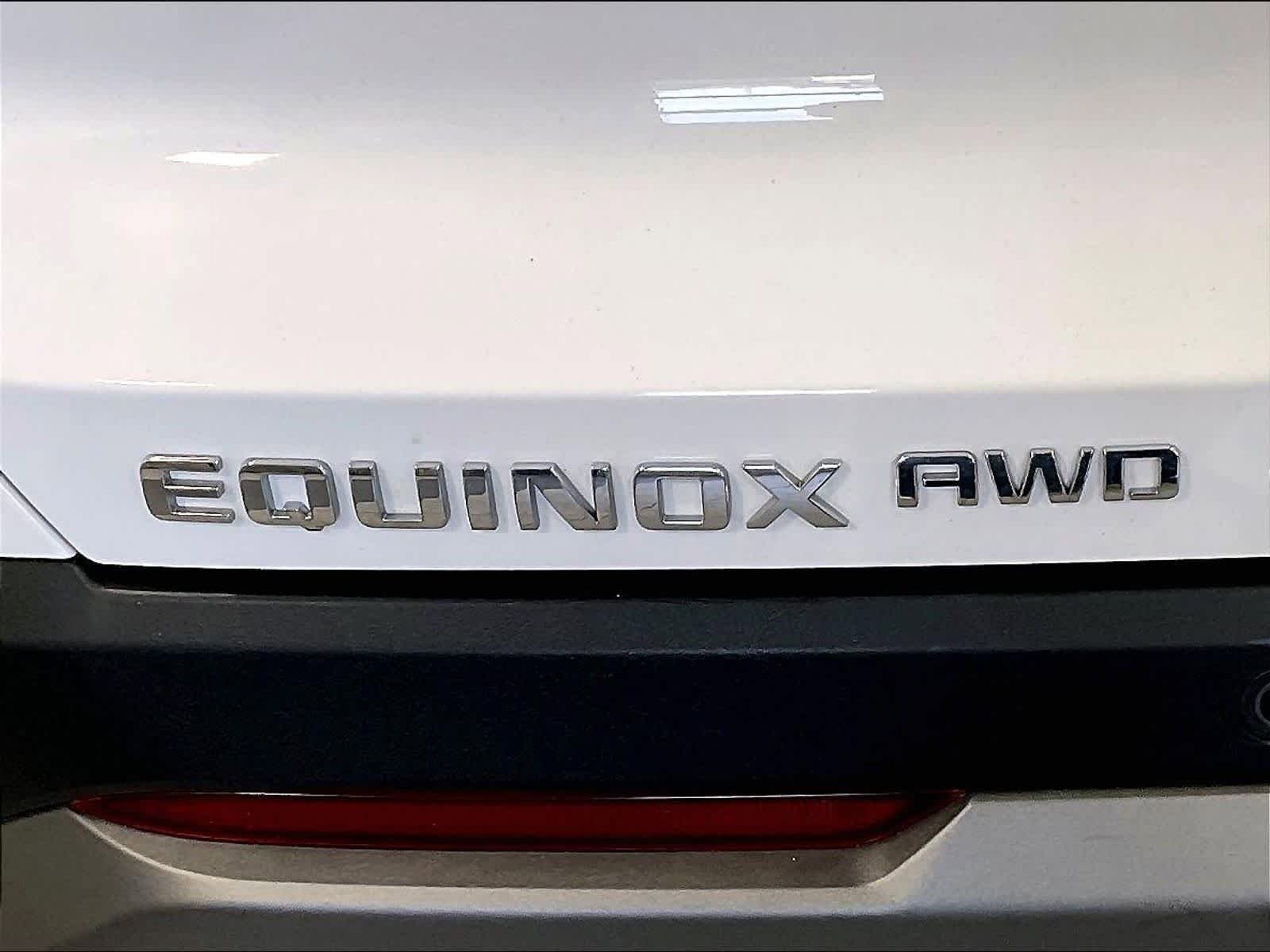 Used 2025 Chevrolet Equinox LT AWD/4WD image 28