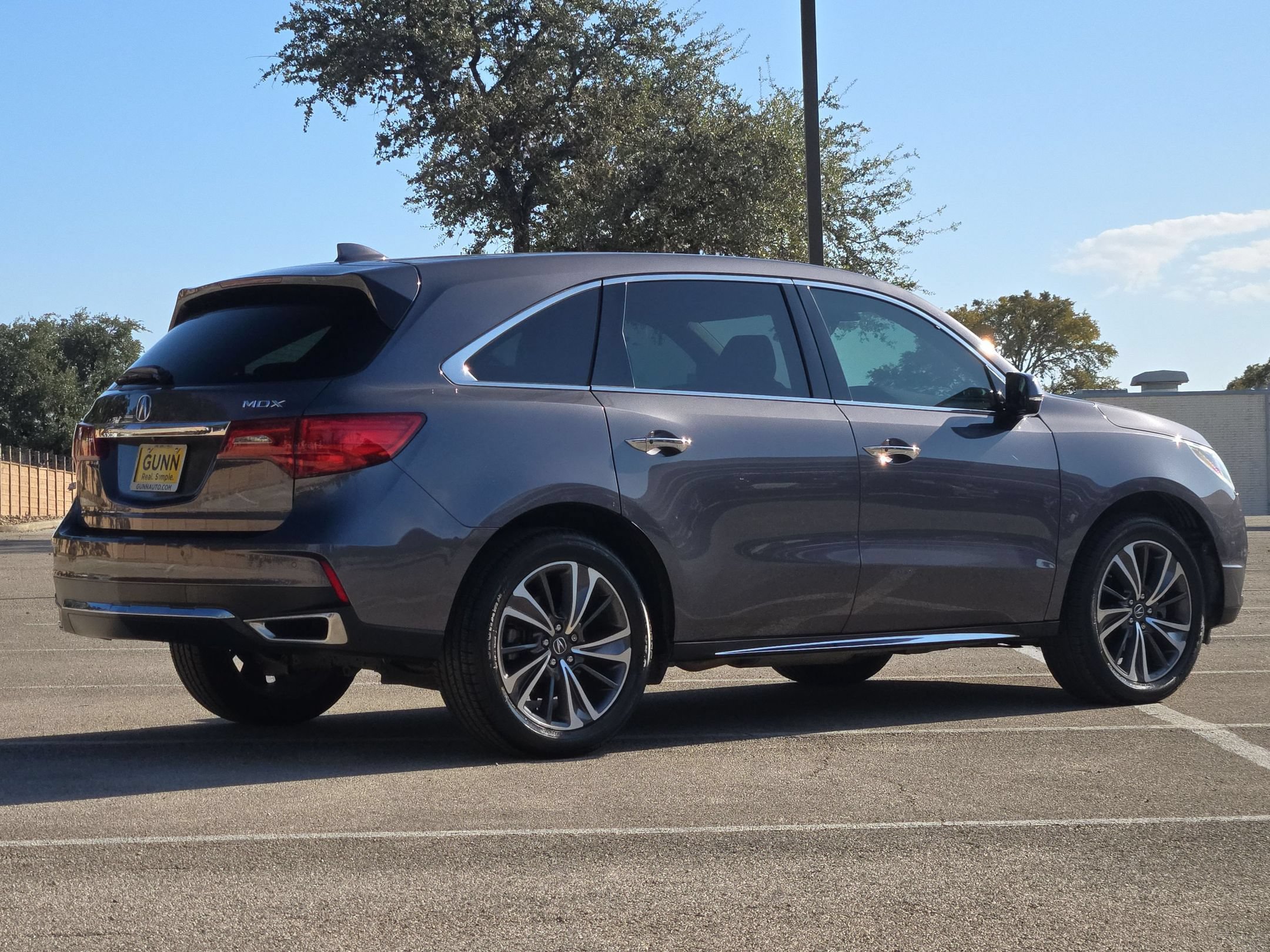 Certified 2019 Acura MDX w/ Technology Package FWD image 3