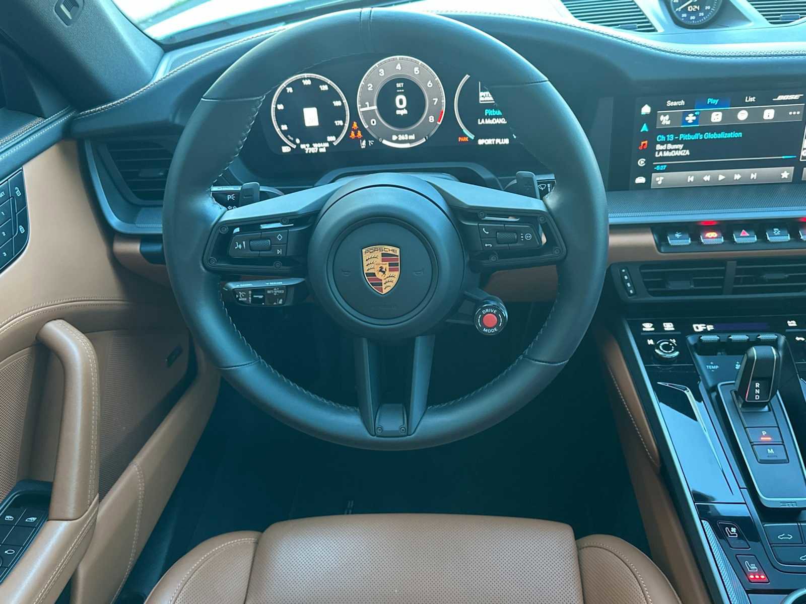 Certified 2025 Porsche 911 Carrera RWD image 15