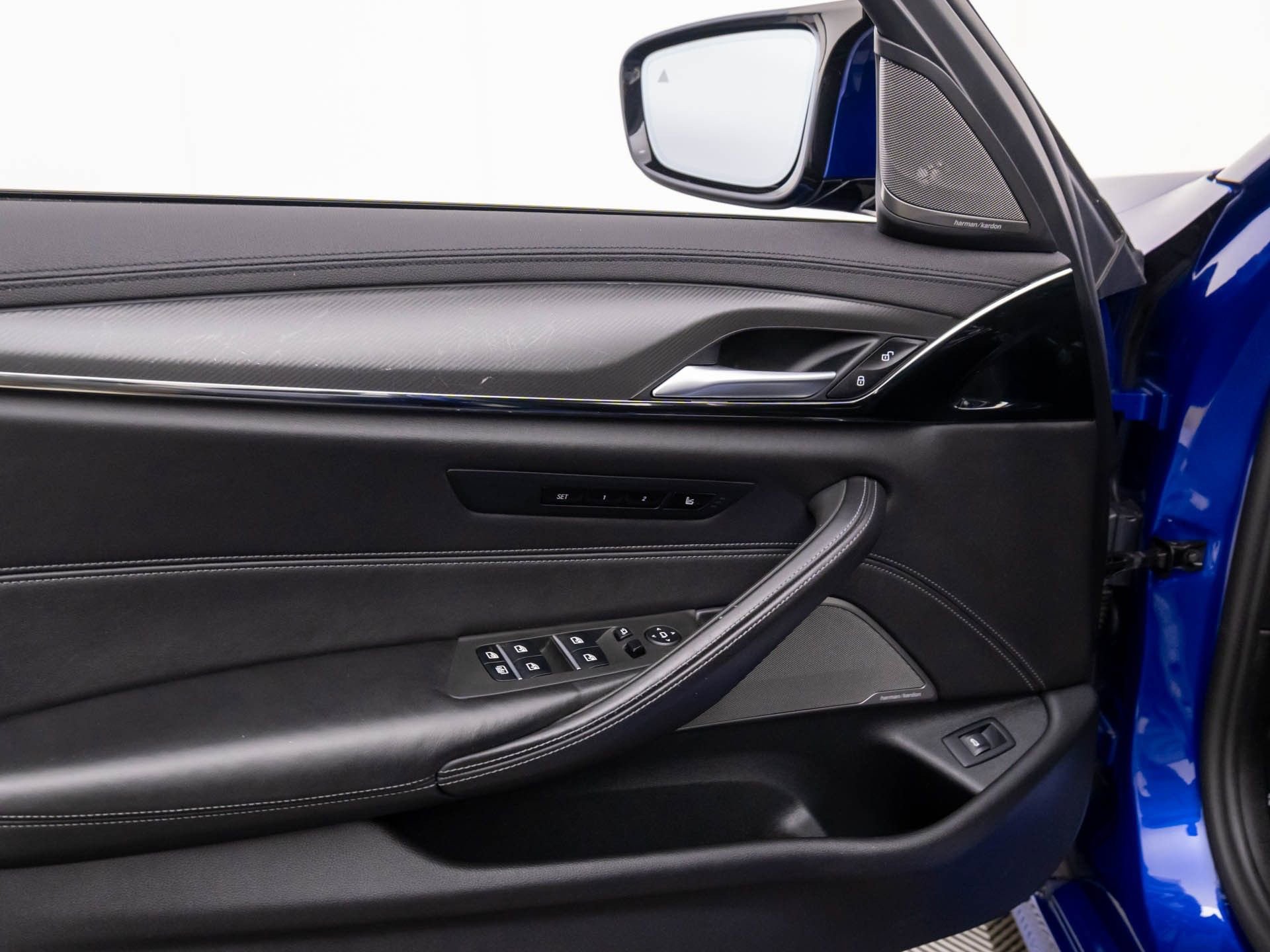 Used 2023 BMW M5 w/ Executive Package image 13