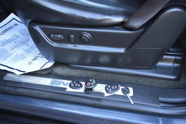 Used 2008 GMC Yukon XL Denali image 32