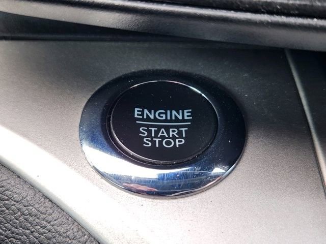 Used 2022 Ford Explorer XLT RWD image 18