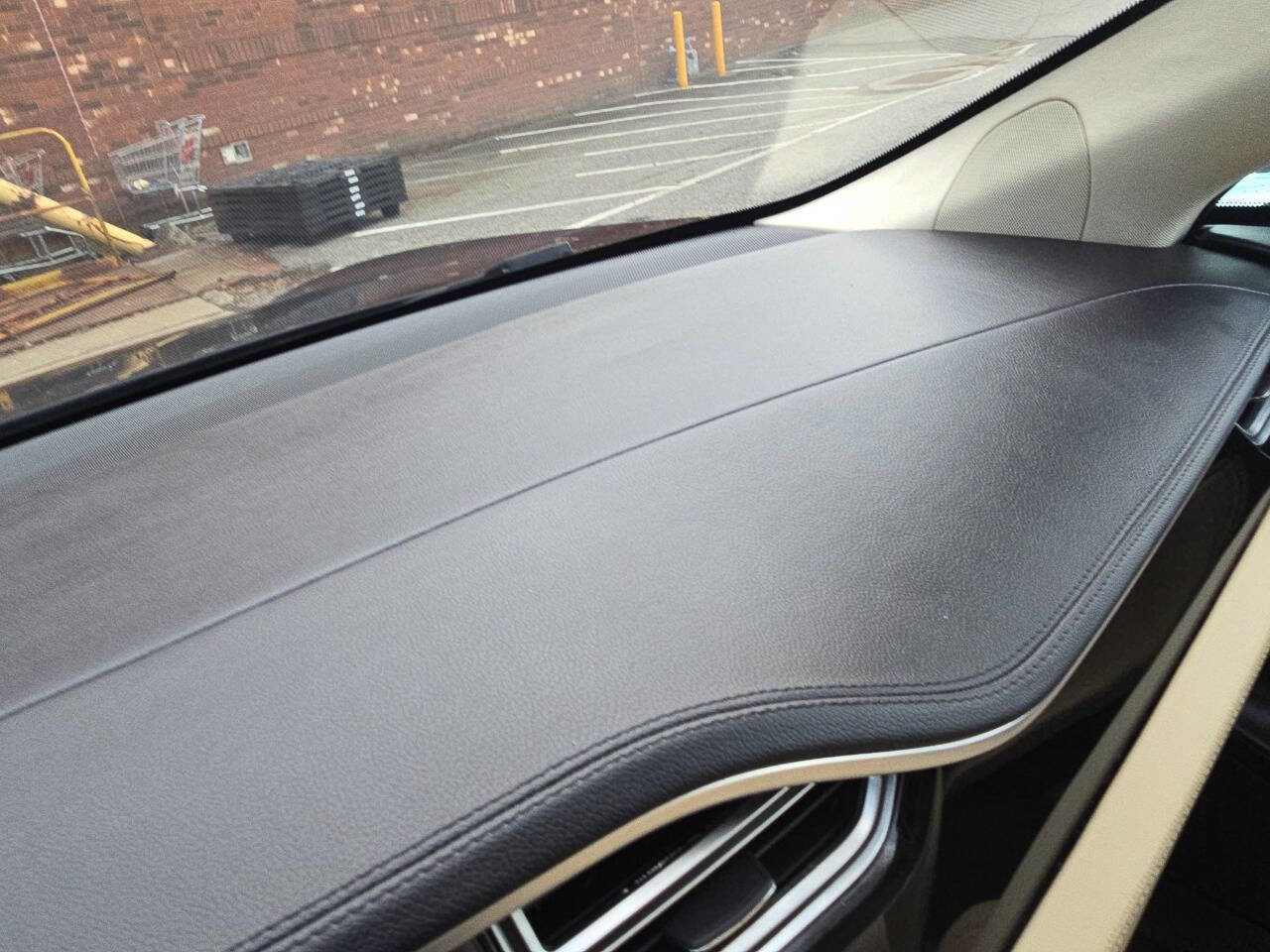 Used 2013 Tesla Model S Base 4dr Liftback (85 kWh) image 28