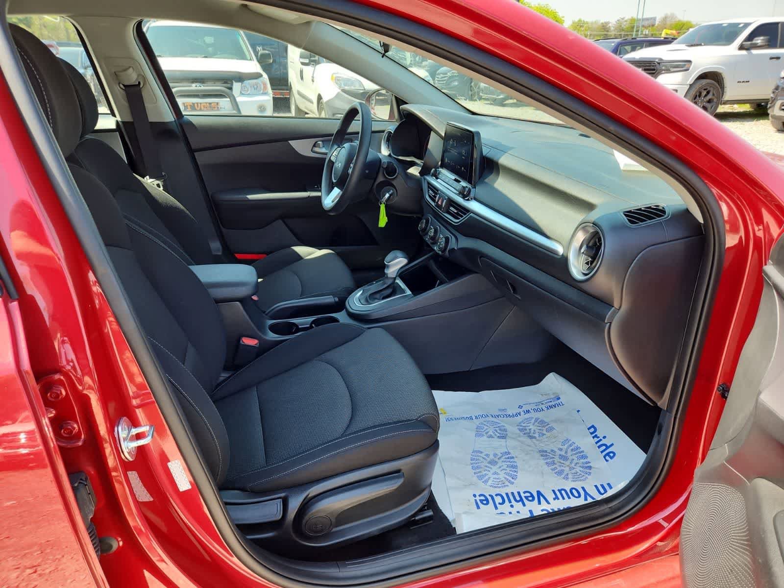 Used 2023 Kia Forte LXS image 21