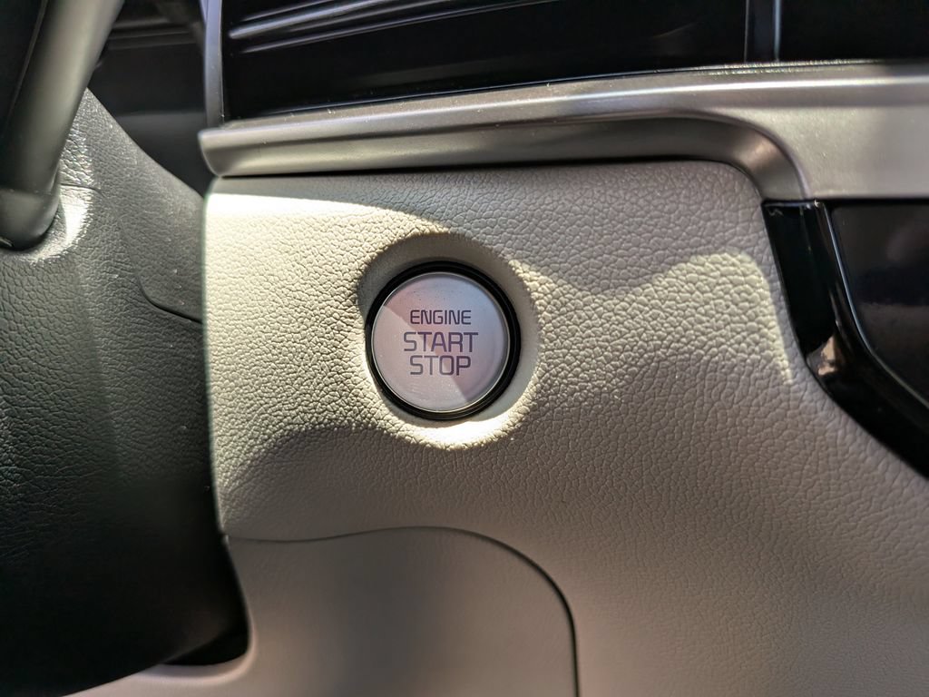 Certified 2024 Kia Sorento EX w/ Panoramic Sunroof Package FWD image 29