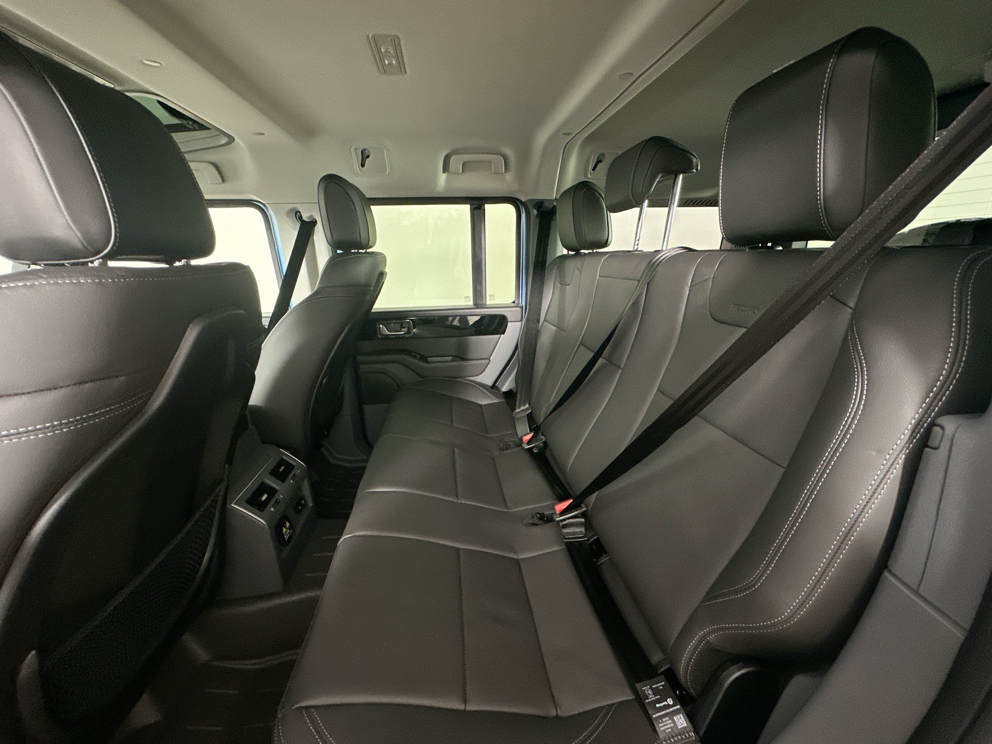 New 2026 INEOS Grenadier Station Wagon AWD/4WD image 40