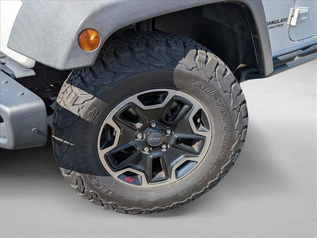 Used 2016 Jeep Wrangler Unlimited Rubicon AWD/4WD image 8