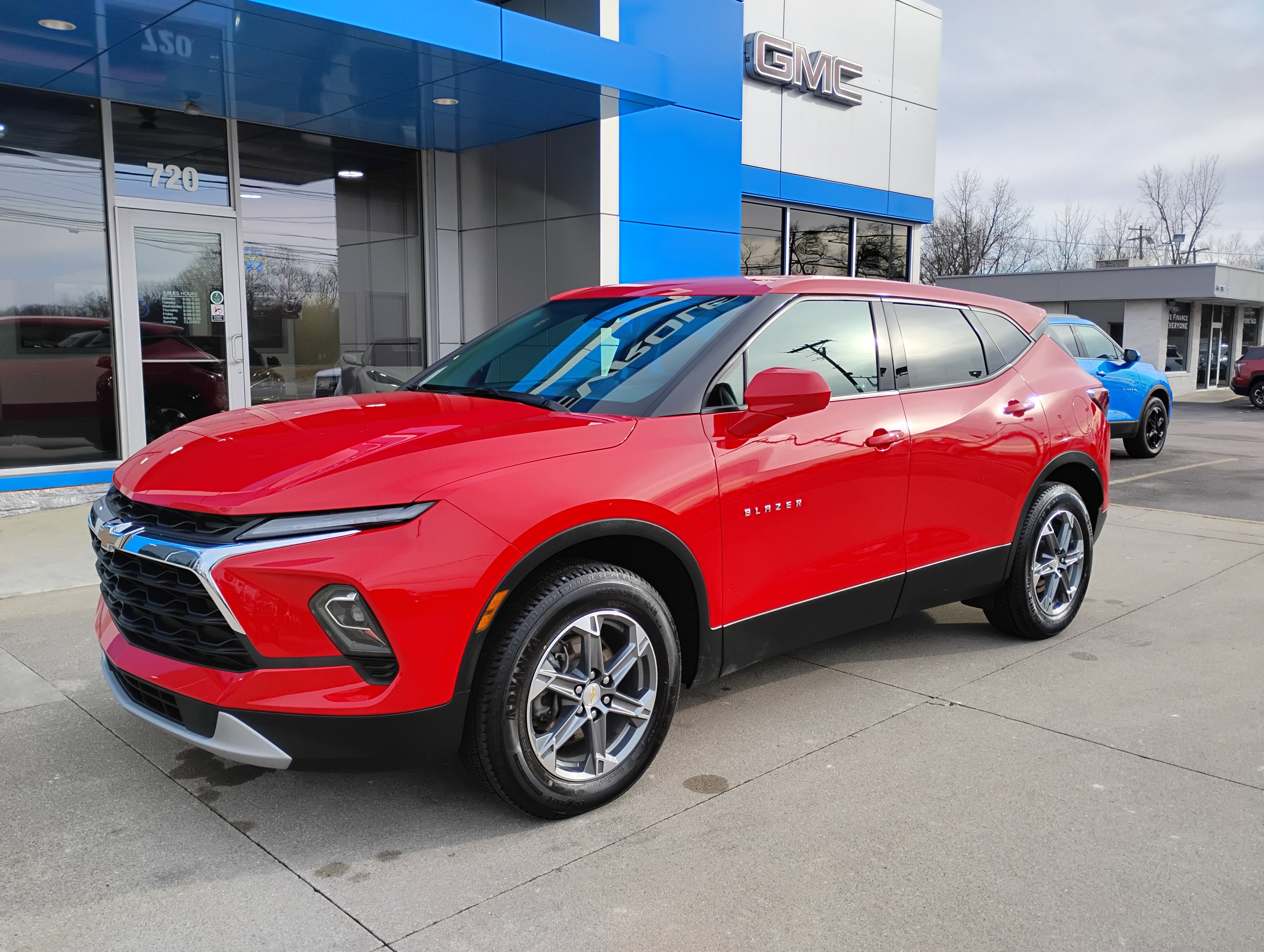 Used 2024 Chevrolet Blazer LT image 30