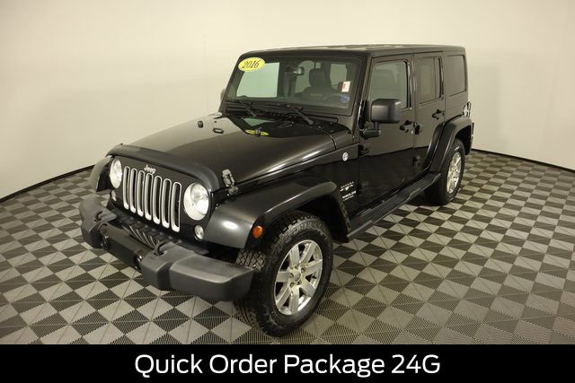 Used 2016 Jeep Wrangler Unlimited Sahara w/ Max Tow Package image 9