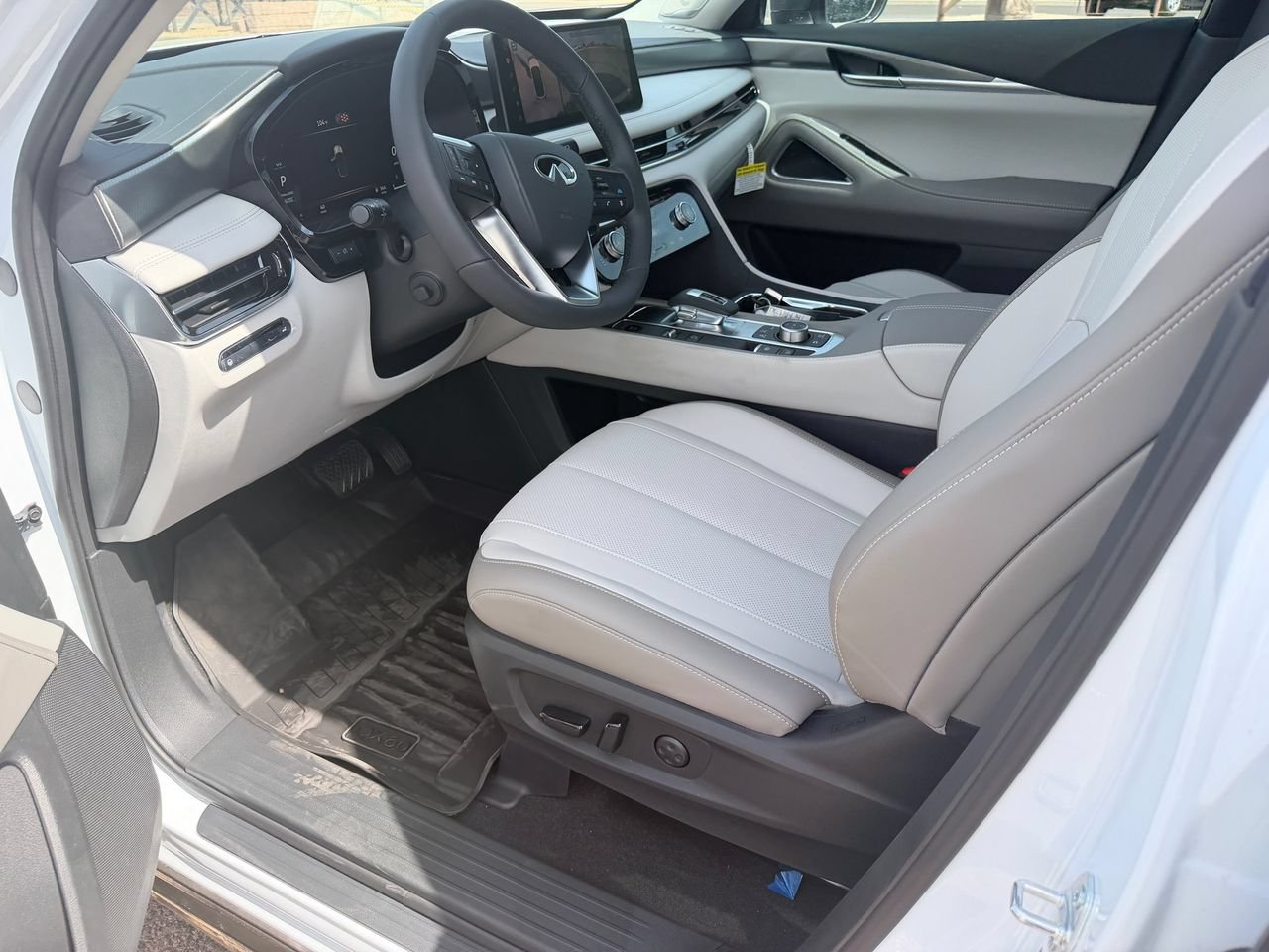New 2027 INFINITI QX60 Luxe w/ Cargo Package AWD/4WD image 15