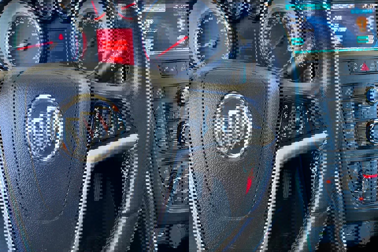 Used 2019 Buick Cascada Premium image 25