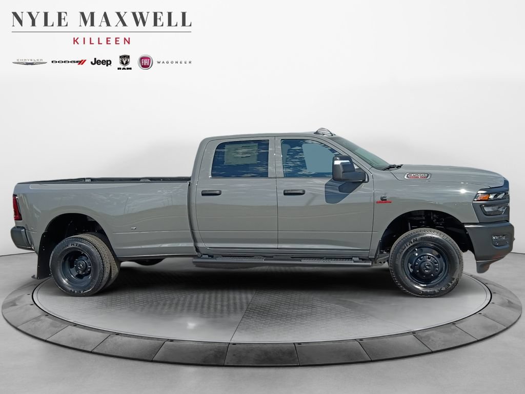 New 2026 RAM 3500 Tradesman AWD/4WD image 17