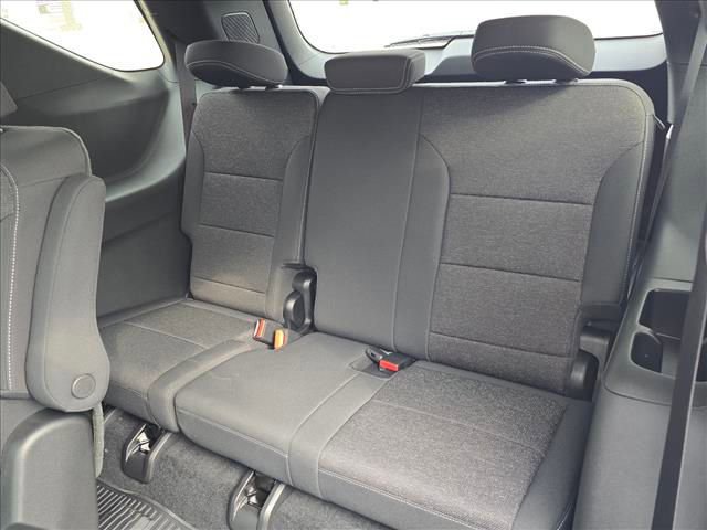 New 2026 Chevrolet Traverse LT w/ Driver Confidence Package image 17