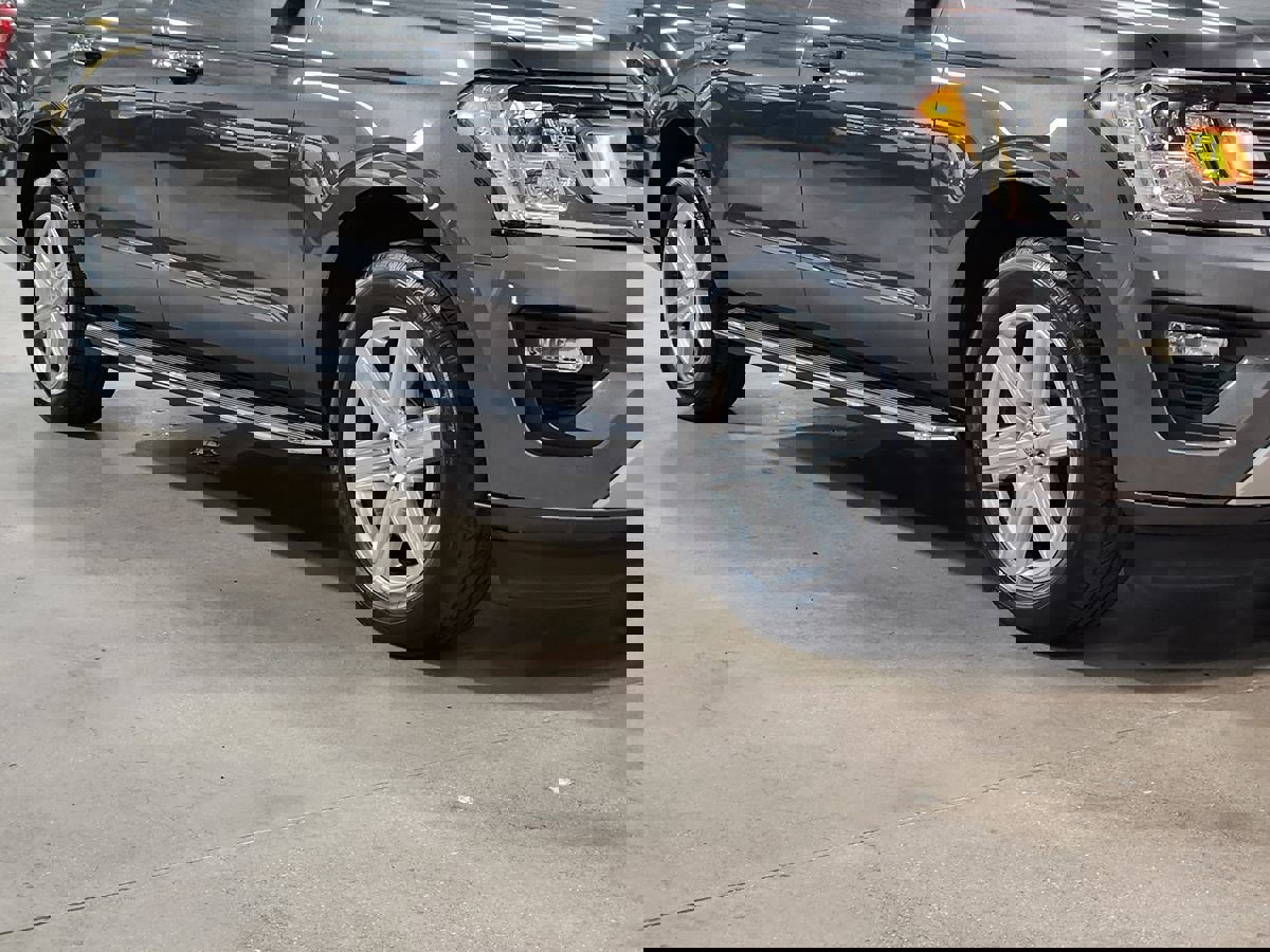 Used 2021 Ford Expedition Max XLT image 16