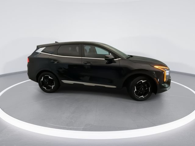 Used 2026 Kia Sportage EX FWD image 6
