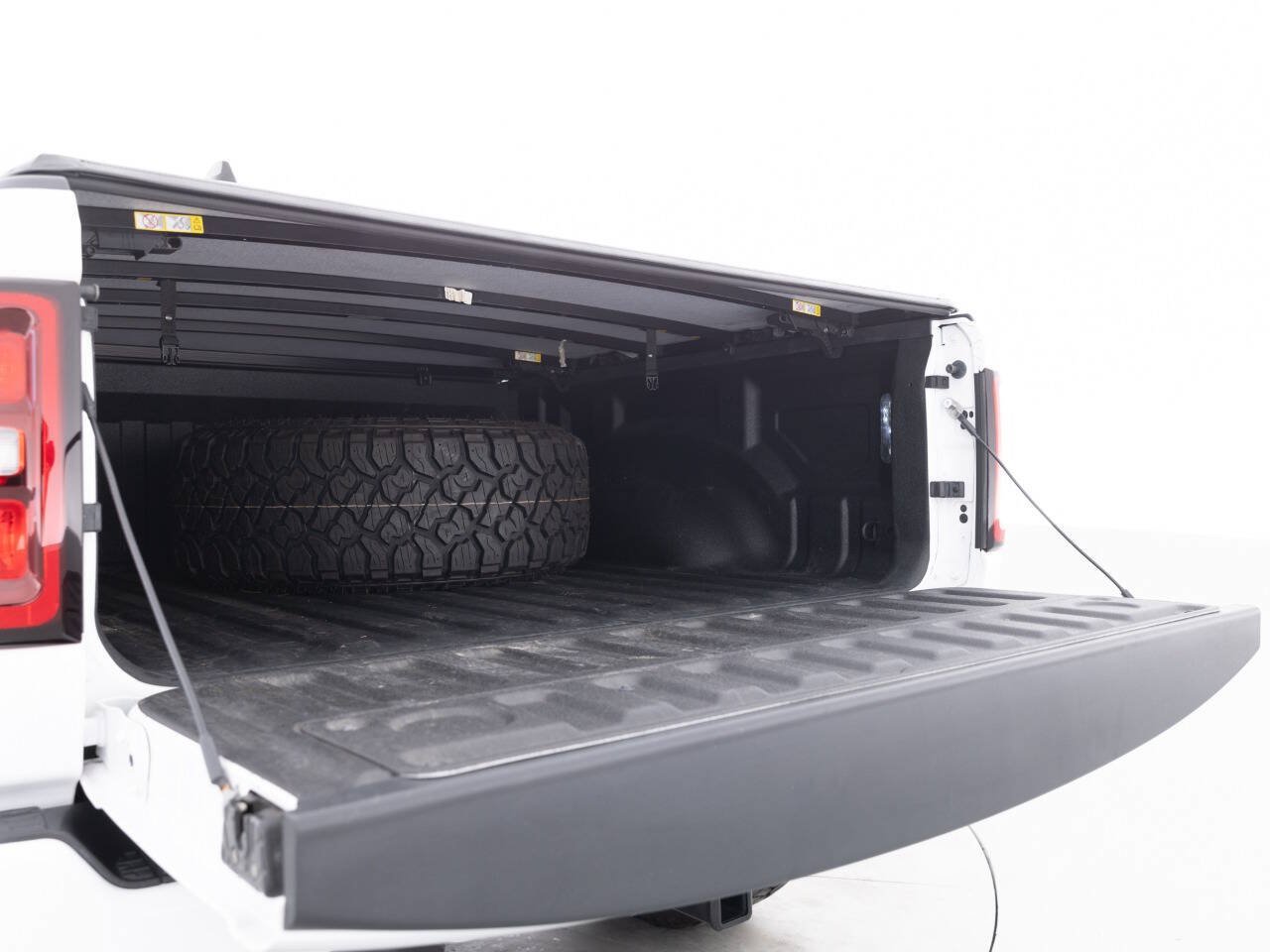 Used 2025 RAM 1500 Big Horn AWD/4WD image 43