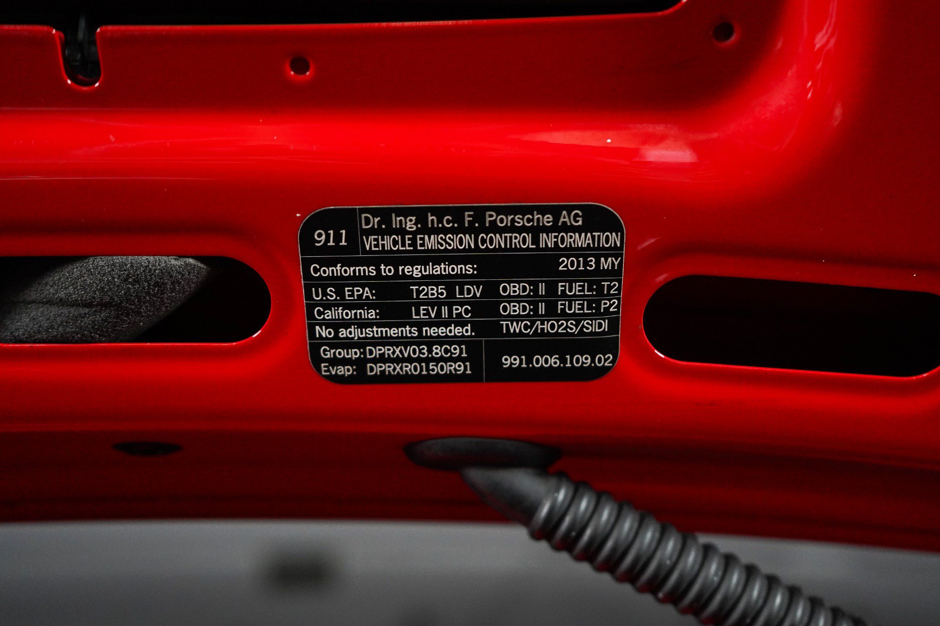 Used 2013 Porsche 911 Carrera 4 AWD/4WD image 22