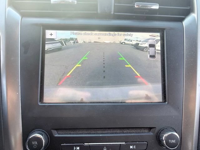 Used 2018 Ford Fusion SE w/ Fusion SE Technology Package FWD image 25