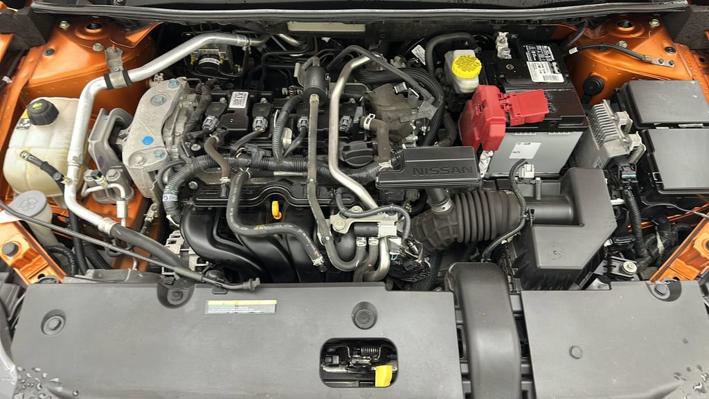 Used 2022 Nissan Sentra SR w/ SR Premium Package FWD image 24