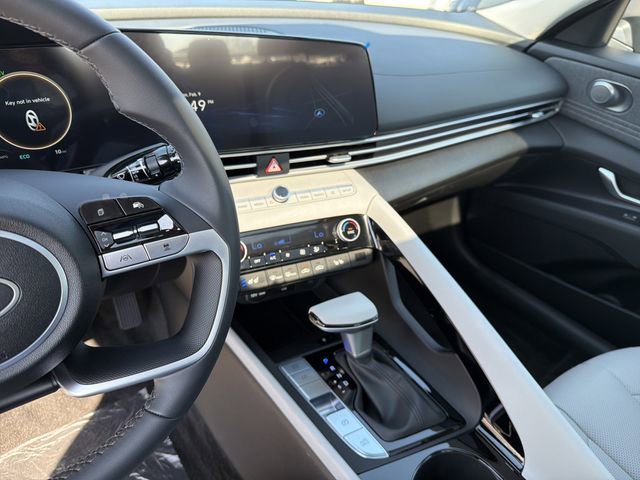 New 2026 Hyundai Elantra Limited image 27