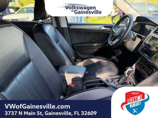 Certified 2024 Volkswagen Tiguan SE AWD/4WD image 9