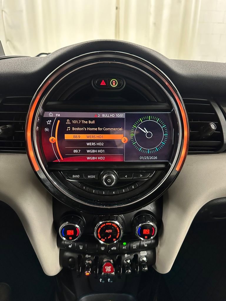 Used 2019 MINI Cooper S image 22