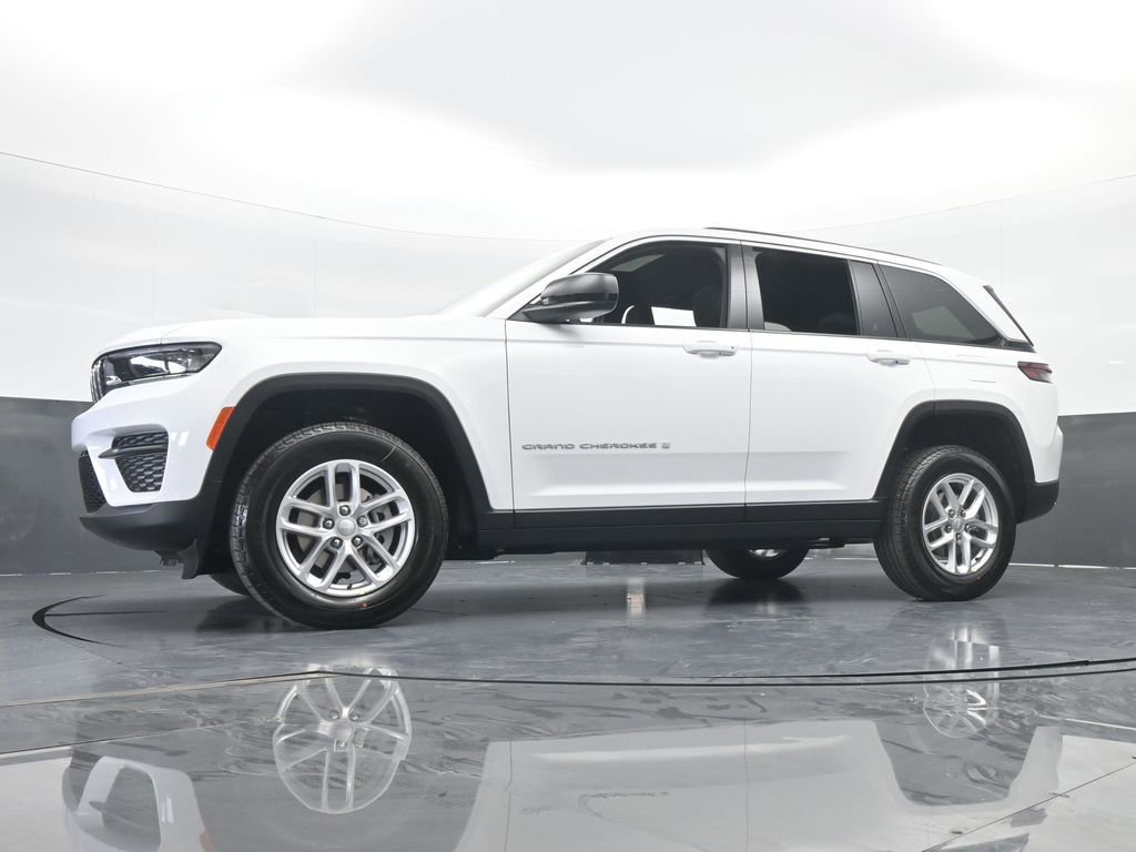 New 2025 Jeep Grand Cherokee Laredo RWD image 55