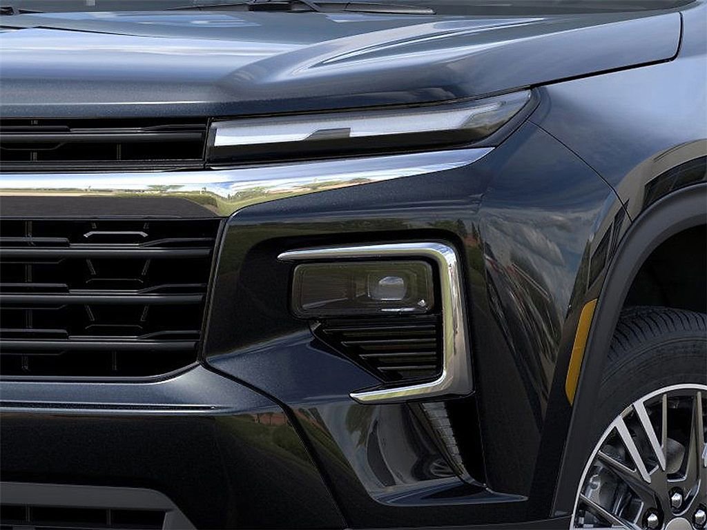 Used 2024 Chevrolet Traverse LT w/ LPO, Cargo Package image 10