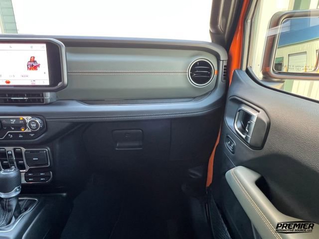 Used 2025 Jeep Gladiator Mojave image 59