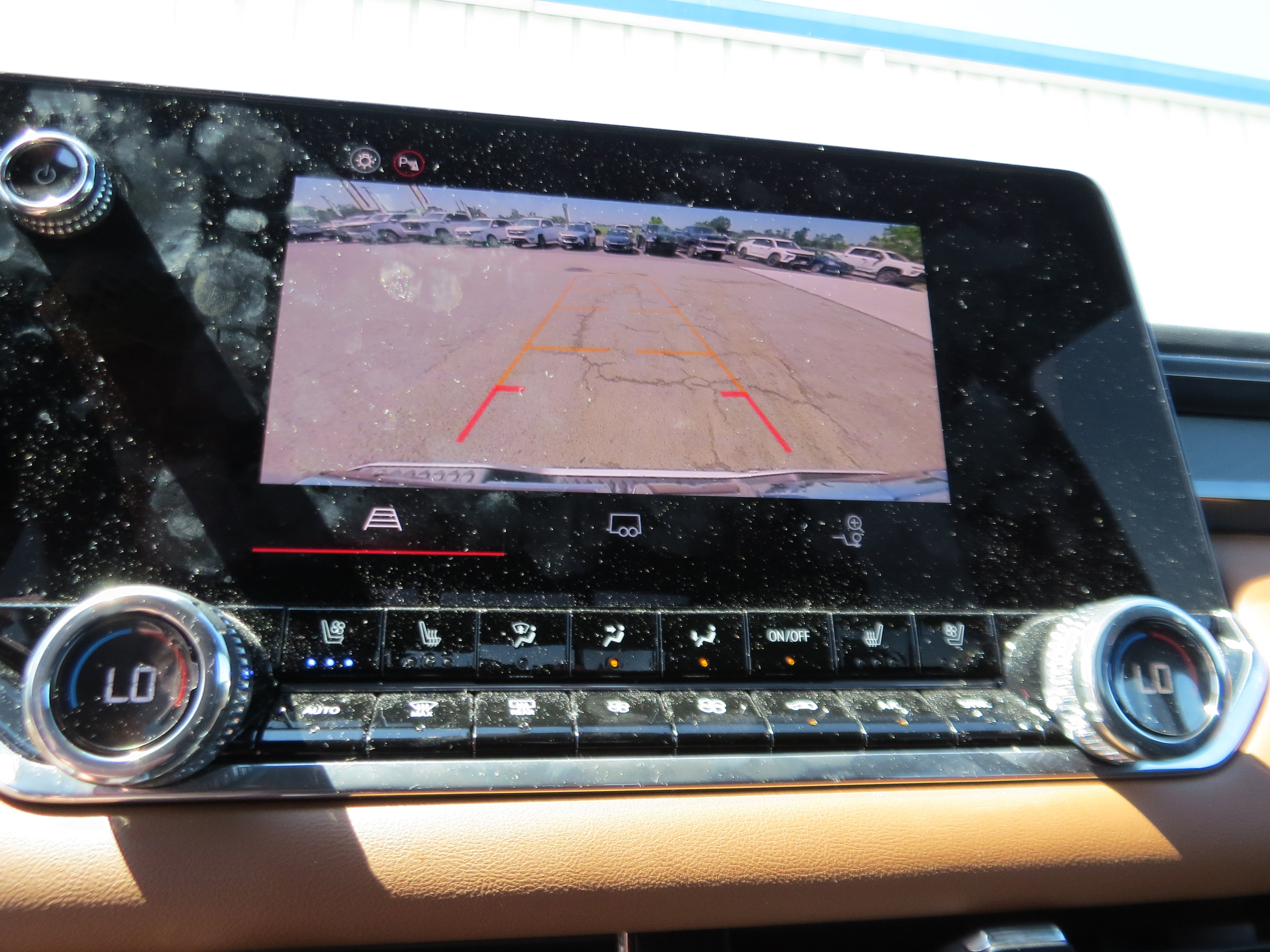 Used 2025 GMC Canyon AT4 w/ Nightfall Edition AWD/4WD image 23