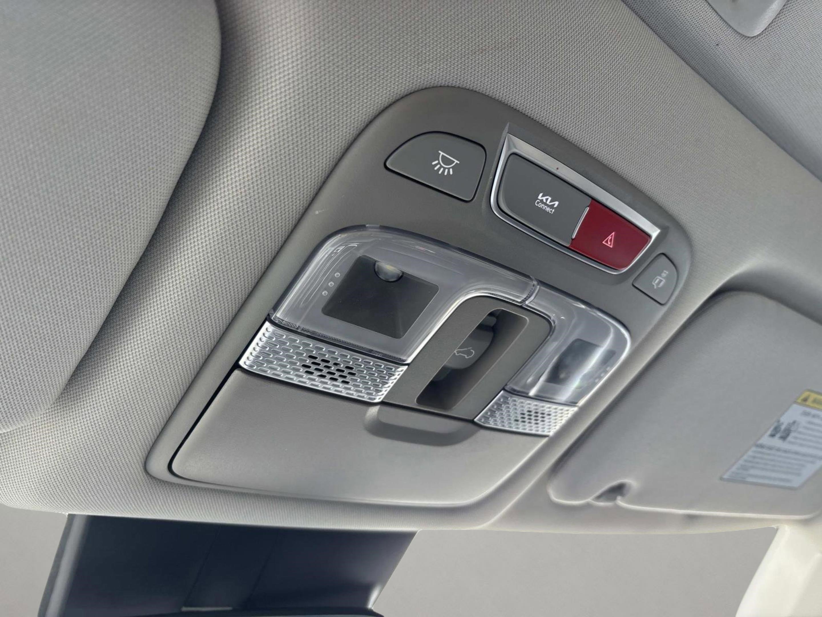 Used 2024 Kia Telluride S w/ S Sunroof Package image 9