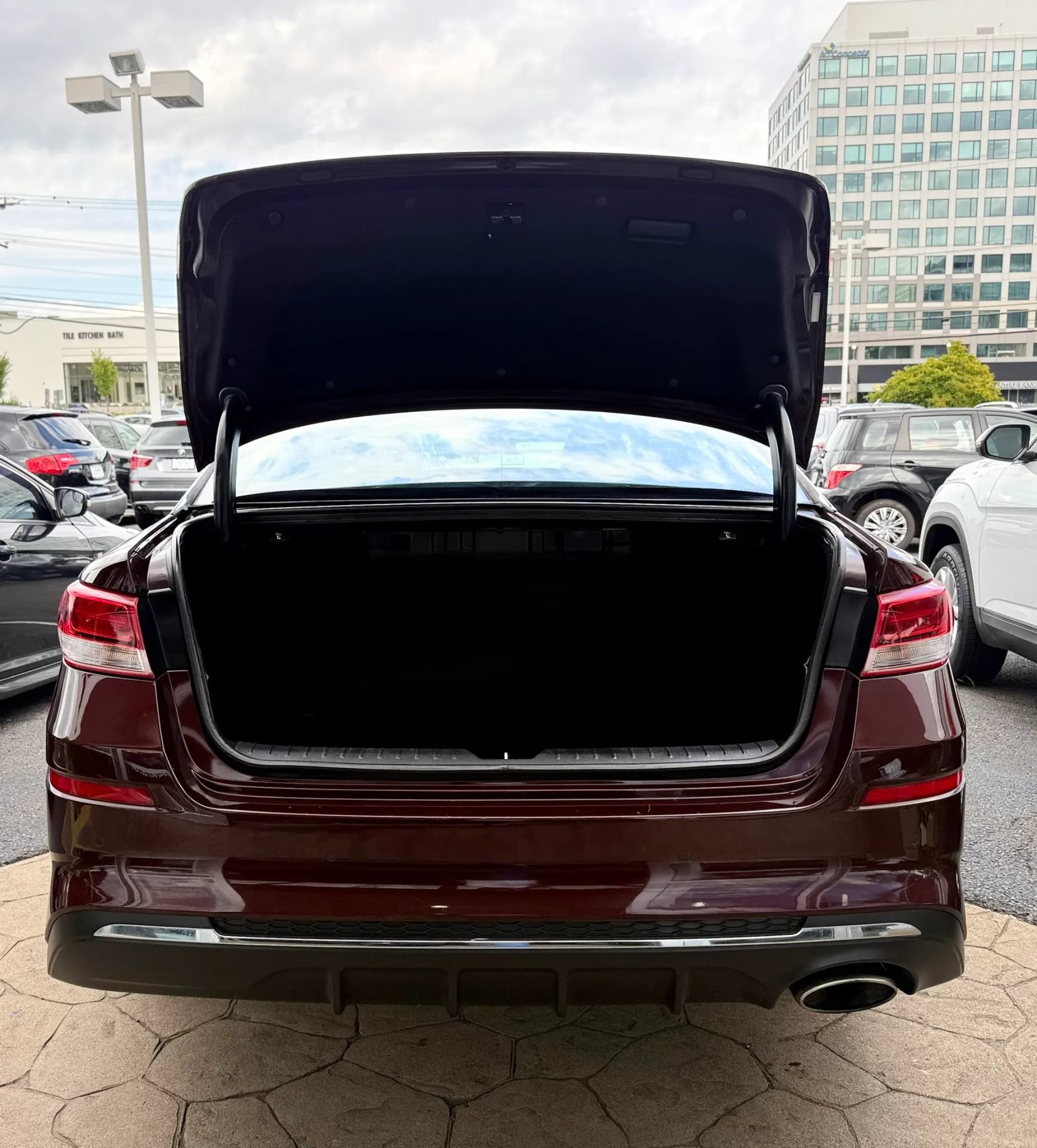 Used 2019 Kia Optima LX FWD image 40