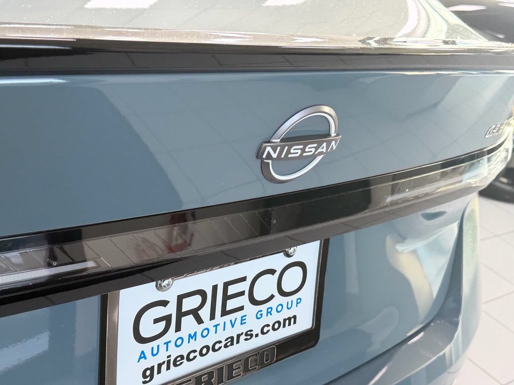 New 2026 Nissan Sentra SR w/ SR All Weather Package FWD image 15