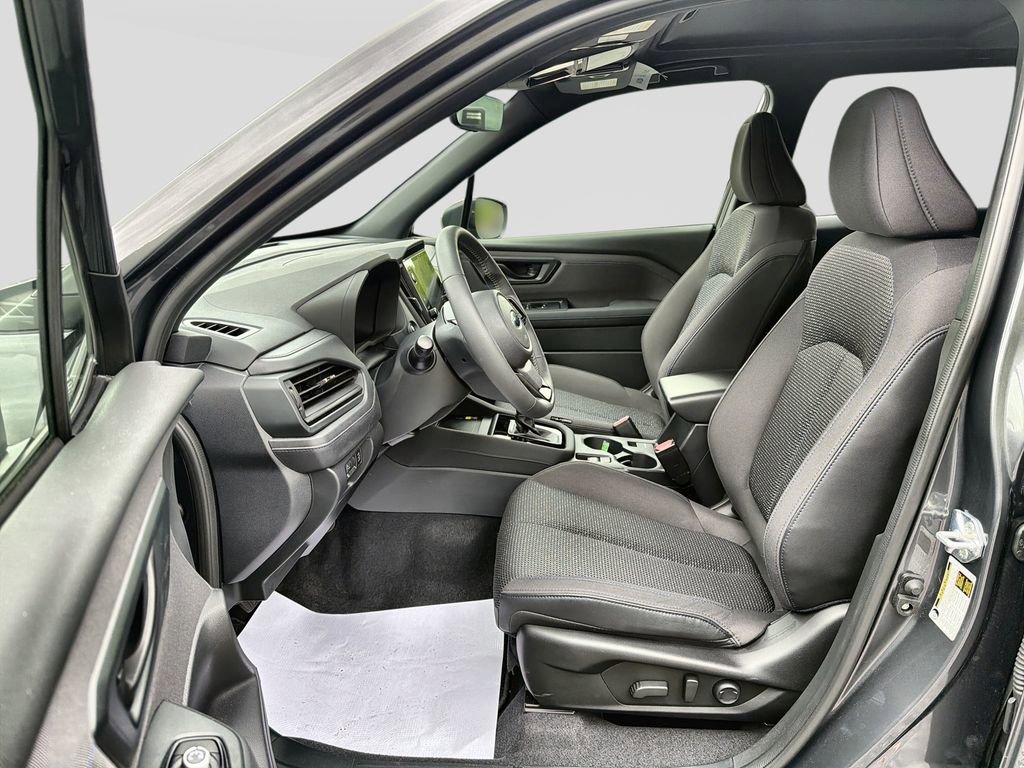 Used 2025 Subaru Forester Premium AWD/4WD image 15