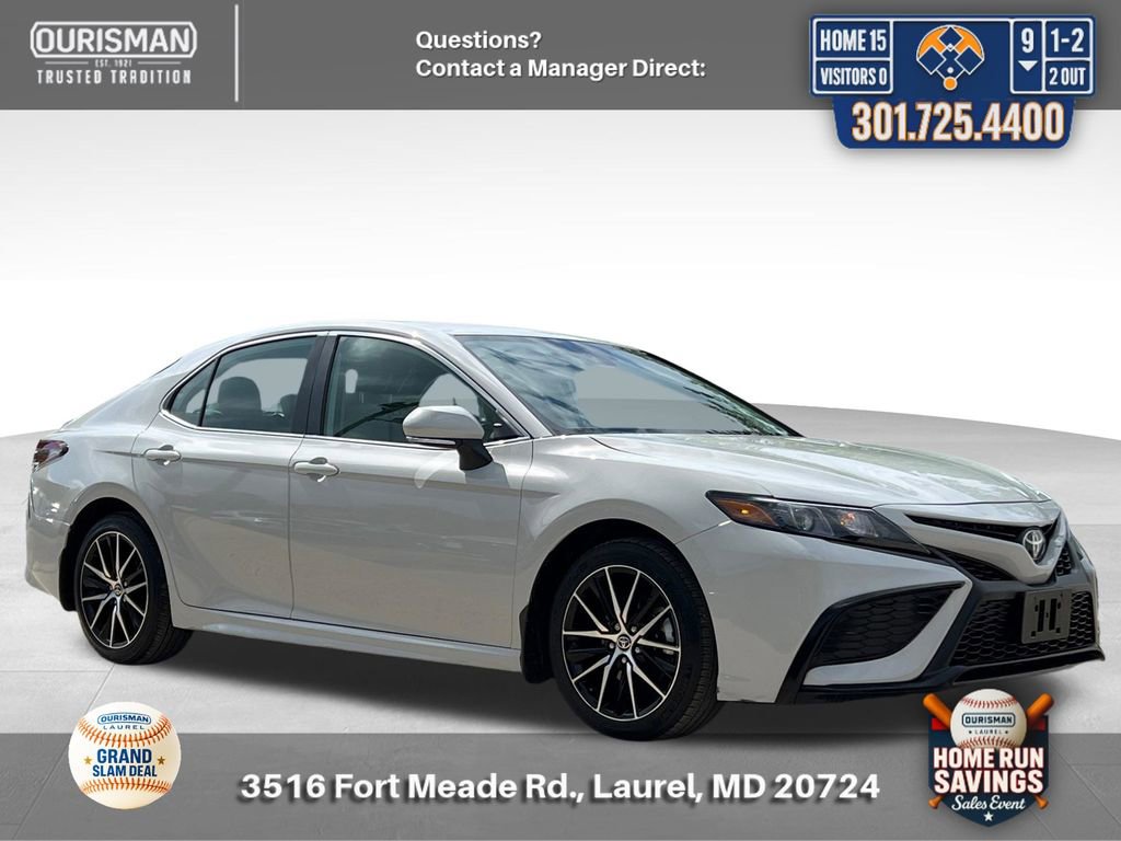 Used 2024 Toyota Camry SE FWD image 1