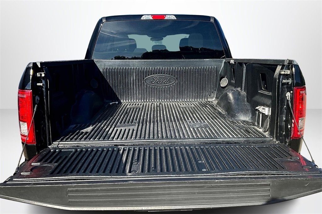 Used 2016 Ford F150 XLT w/ XTR Package image 7