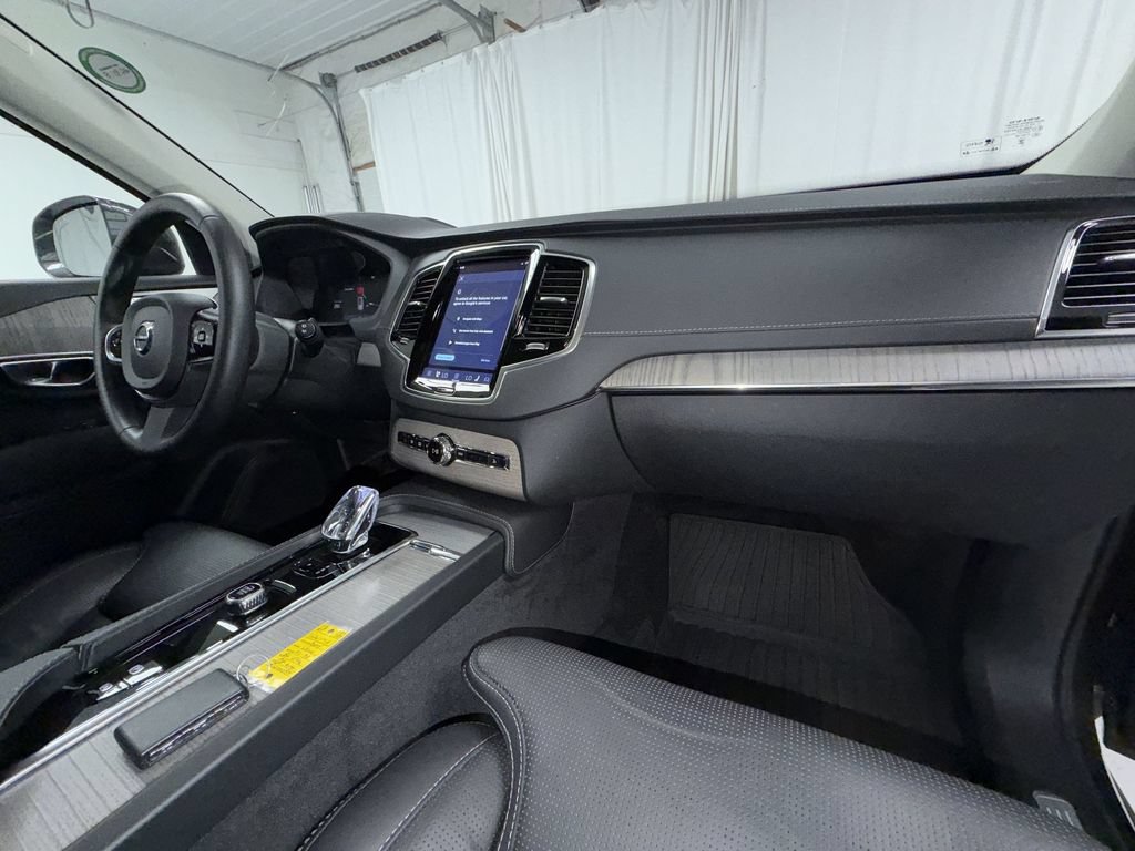 Used 2024 Volvo XC90 B6 Ultimate w/ Protection Package Premier AWD/4WD image 19