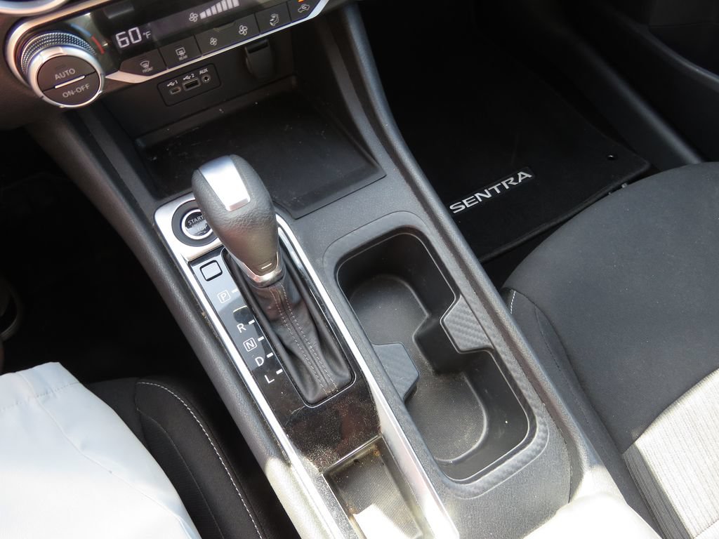 Used 2020 Nissan Sentra SV FWD image 22
