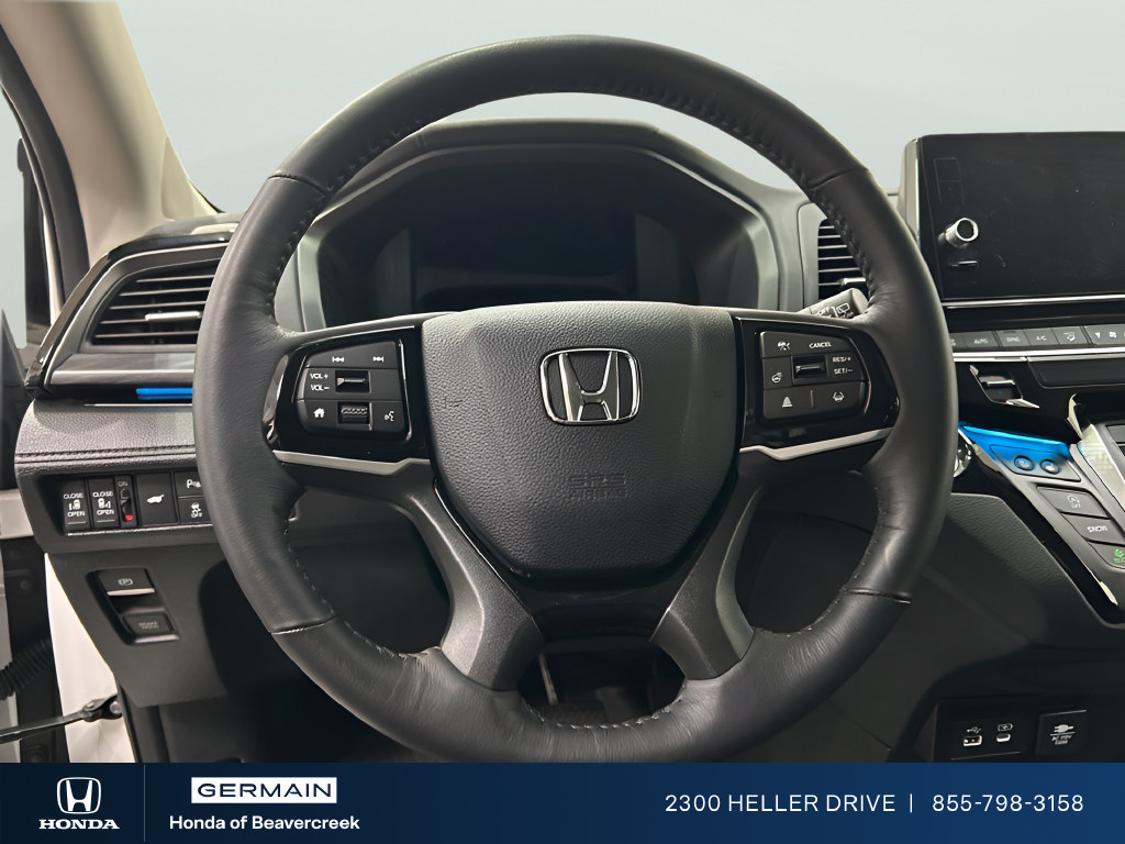 Used 2025 Honda Odyssey Elite image 12