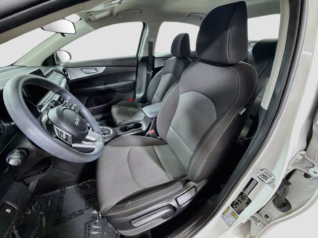 Used 2024 Kia Forte LXS FWD image 20