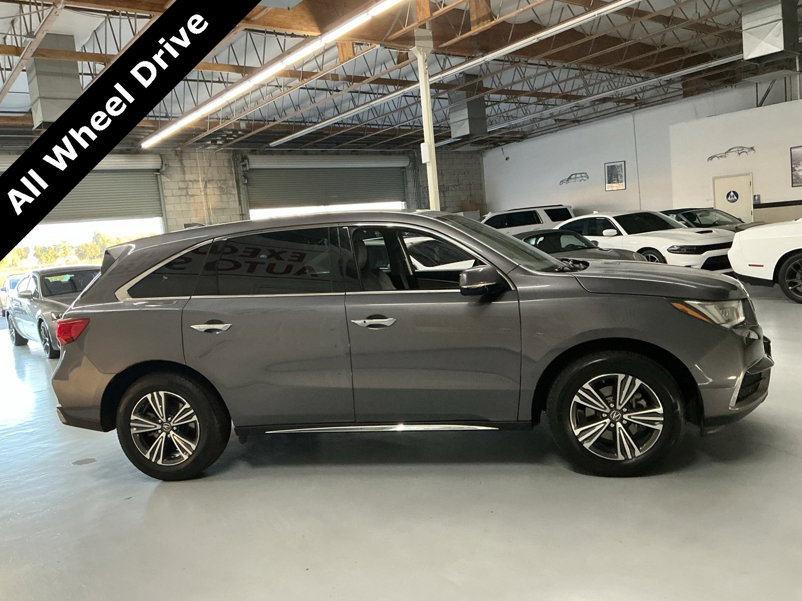 Used 2018 Acura MDX SH-AWD image 5