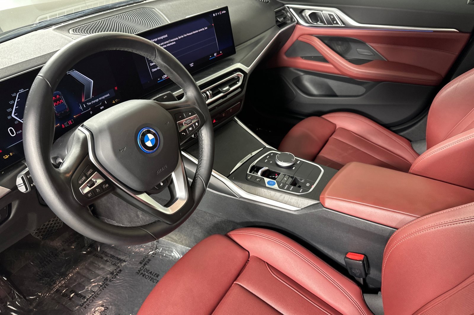 Used 2023 BMW i4 eDrive35 w/ Premium Package RWD image 9