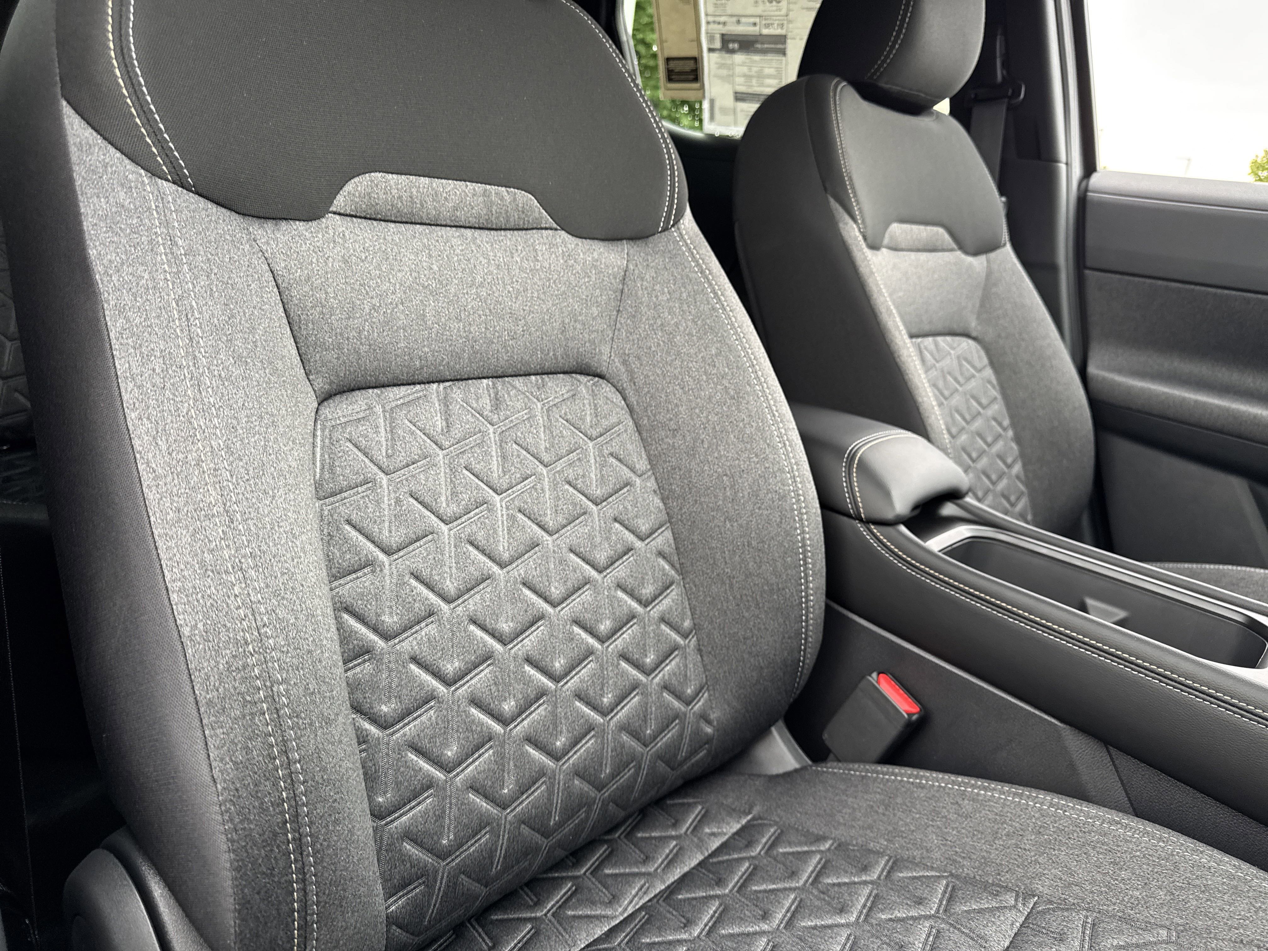 New 2025 Nissan Kicks SV w/ SV Premium Package image 22