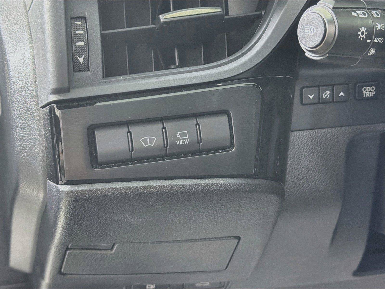 Used 2023 Lexus ES 300h Ultra Luxury w/ Accessory Package (Z2) FWD image 10