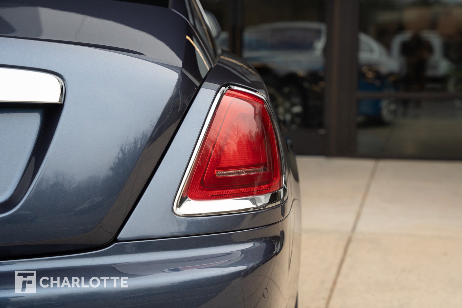 Used 2019 Rolls-Royce Wraith image 16