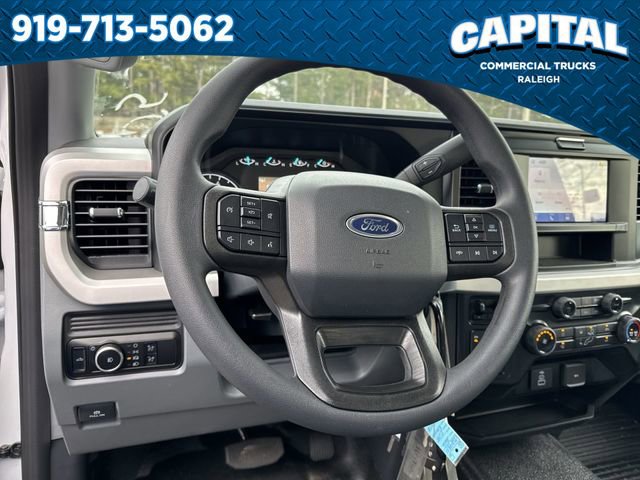 New 2026 Ford F250 XL w/ XL Chrome Package image 24