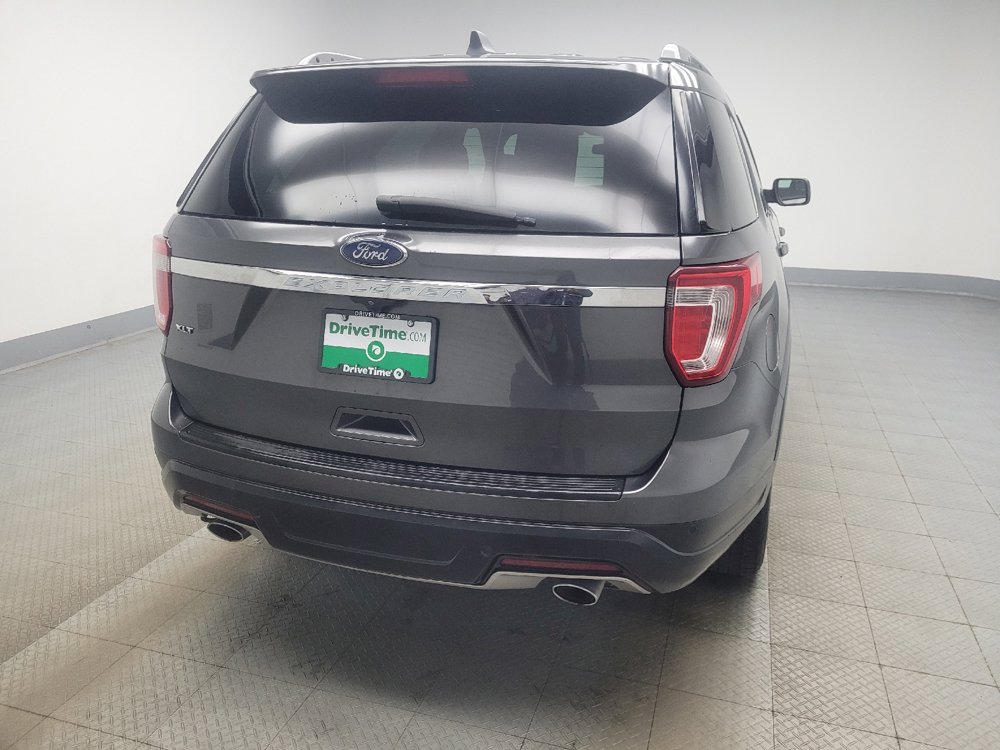 Used 2018 Ford Explorer XLT FWD image 7