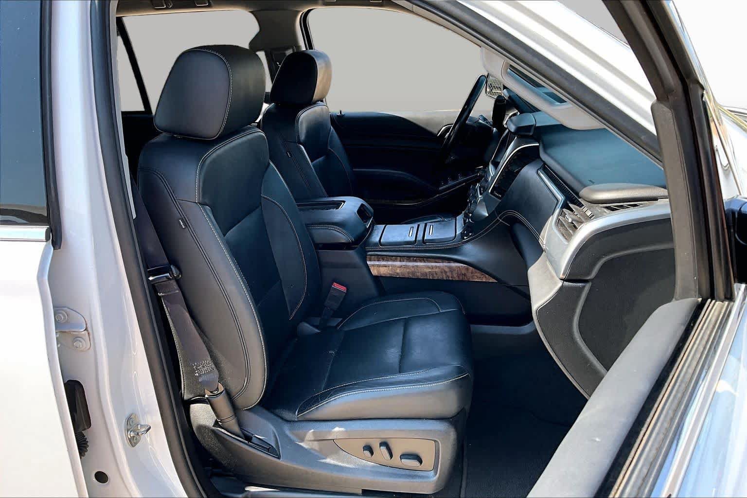 Used 2020 Chevrolet Tahoe Premier AWD/4WD image 9