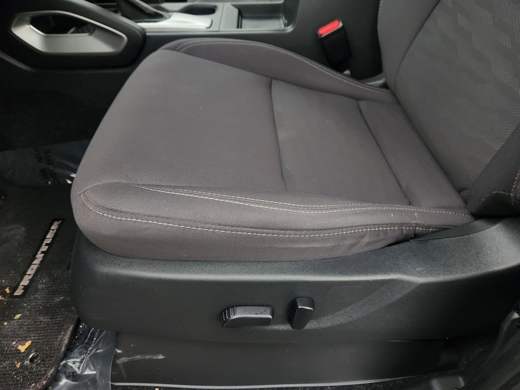 Used 2024 Nissan Frontier SV image 24