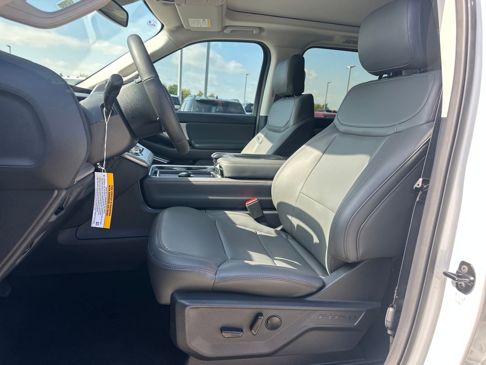 New 2025 Ford Expedition Max Active image 9